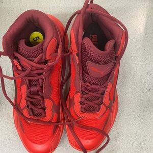 Puma Bold Red Athletic Sneakers : PUMA Unisex-Child Playmaker Pro Mid Sneaker